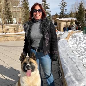 Meet your Posher, Debbie